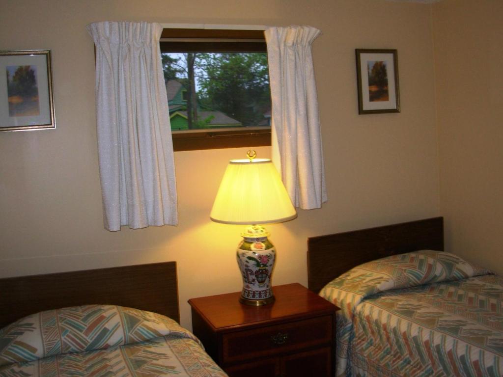 Red Carpet Inn On The Lake - Oneonta Pokoj fotografie